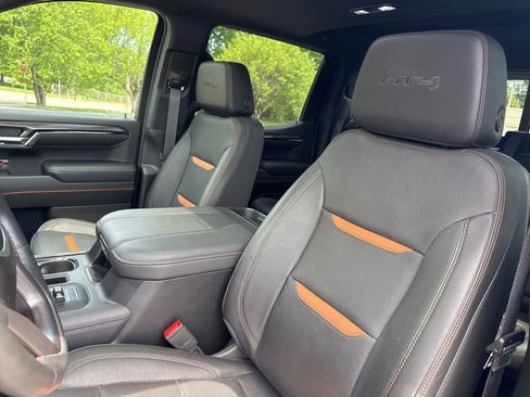 Used 2024 GMC Sierra 1500 AT4 w/ AT4 Preferred Package AWD/4WD image 17