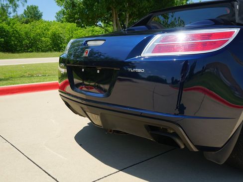 Used 2008 Saturn Sky Red Line RWD image 35