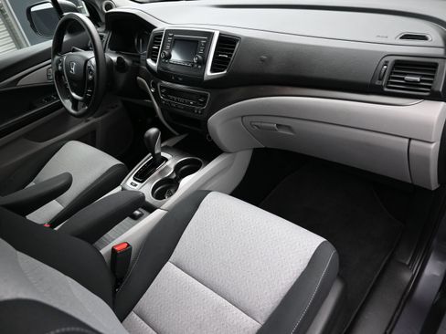 Used 2017 Honda Ridgeline RTS image 35