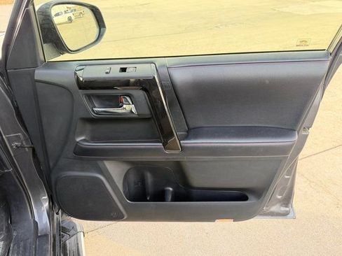 Used 2019 Toyota 4Runner TRD Off-Road Premium image 34