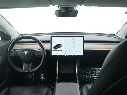 Used 2019 Tesla Model 3 Long Range image 13