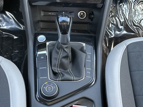 New 2026 Volkswagen Taos SE AWD/4WD image 20