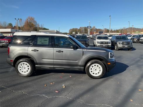 New 2025 Ford Bronco Sport Heritage image 4