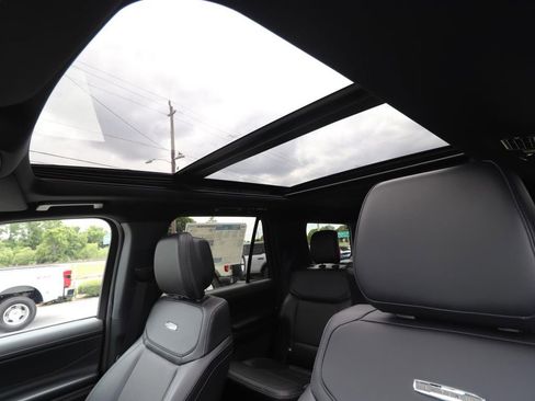 New 2026 Ford Expedition Platinum AWD/4WD image 6