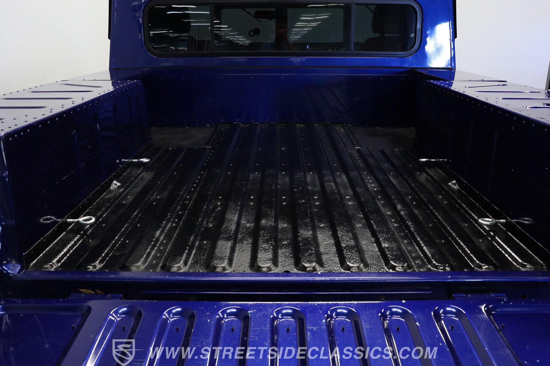 Used 2003 HUMMER H1 2-Door Hard Top AWD/4WD image 4