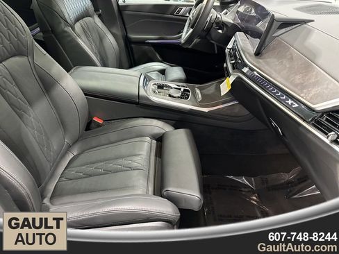 Certified 2026 BMW X7 xDrive40i w/ M Sport Package image 19