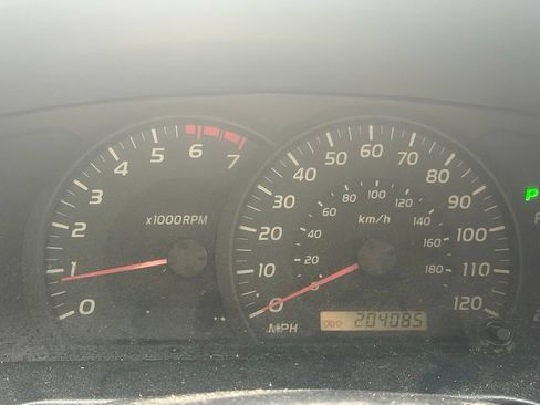 Used 2006 Toyota Tundra SR5 AWD/4WD image 23