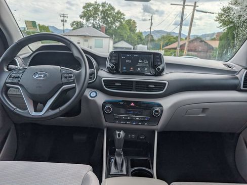 Used 2021 Hyundai Tucson Sport w/ Cargo Package FWD image 8