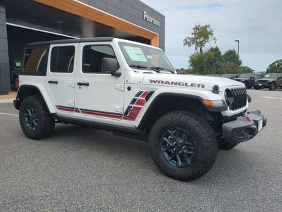 New 2026 Jeep Wrangler Unlimited Sport w/ Dual Top Group