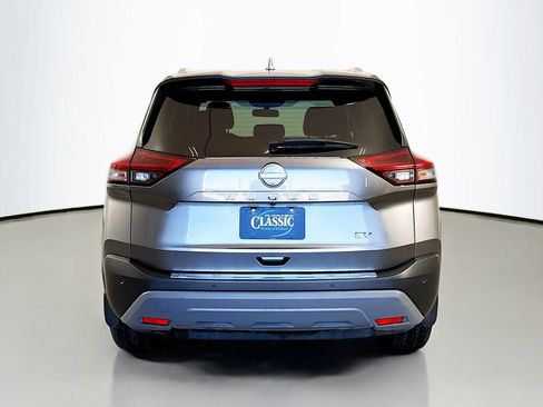 Used 2023 Nissan Rogue SV w/ SV Premium B Package image 6
