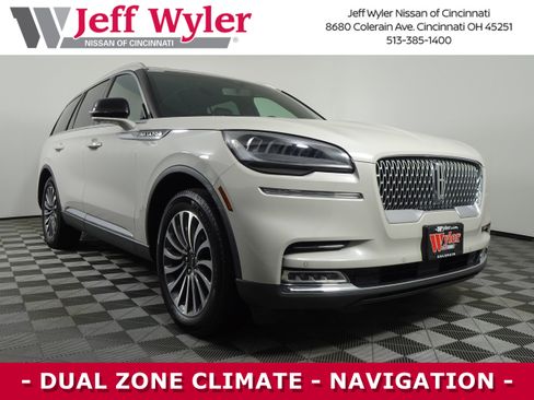 Used 2020 Lincoln Aviator Reserve w/ Class IV Trailer Tow Package image 1