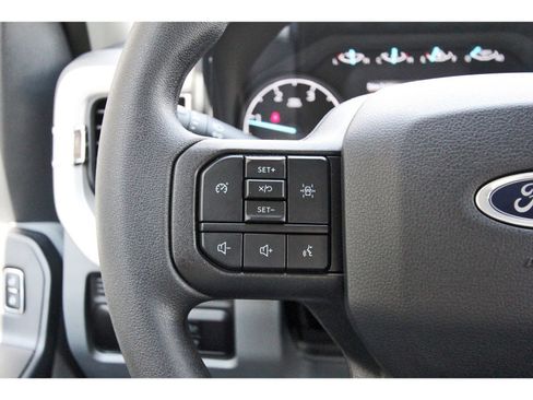 New 2025 Ford F550 4x4 Supercab Super Duty image 13