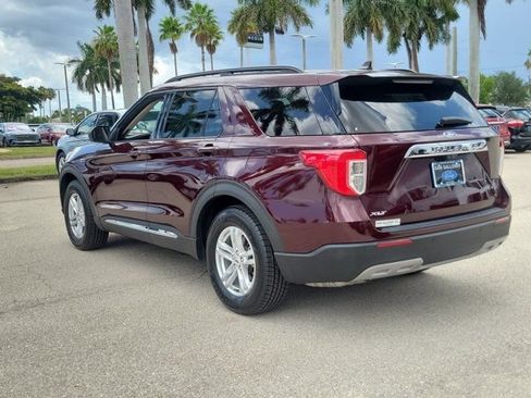 Certified 2022 Ford Explorer XLT w/ Equipment Group 202A RWD image 27