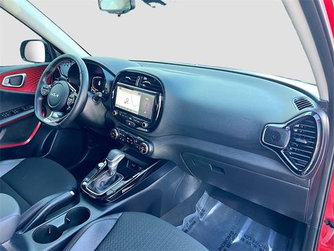 Used 2023 Kia Soul GT-Line image 28