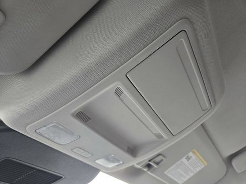 Certified 2022 Ford Escape SE w/ Convenience Package image 16