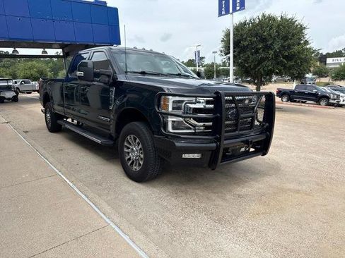 Certified 2022 Ford F350 Lariat w/ Lariat Ultimate Package AWD/4WD image 4