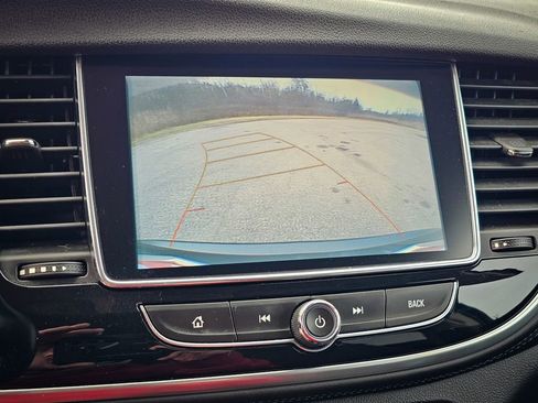 Used 2018 Buick Encore Preferred image 24