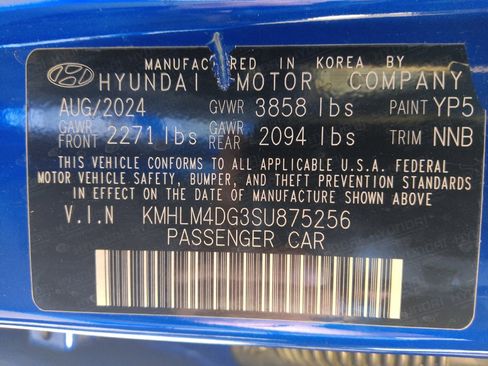 Used 2025 Hyundai Elantra Sport FWD image 33