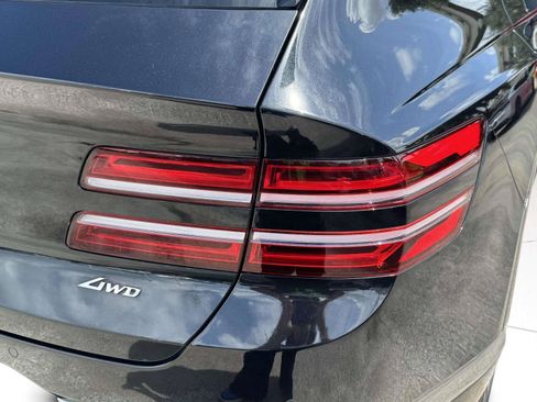 Used 2025 Genesis GV80 2.5T Prestige AWD/4WD image 17