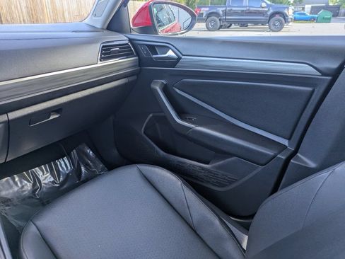 Used 2019 Volkswagen Jetta SEL FWD image 17
