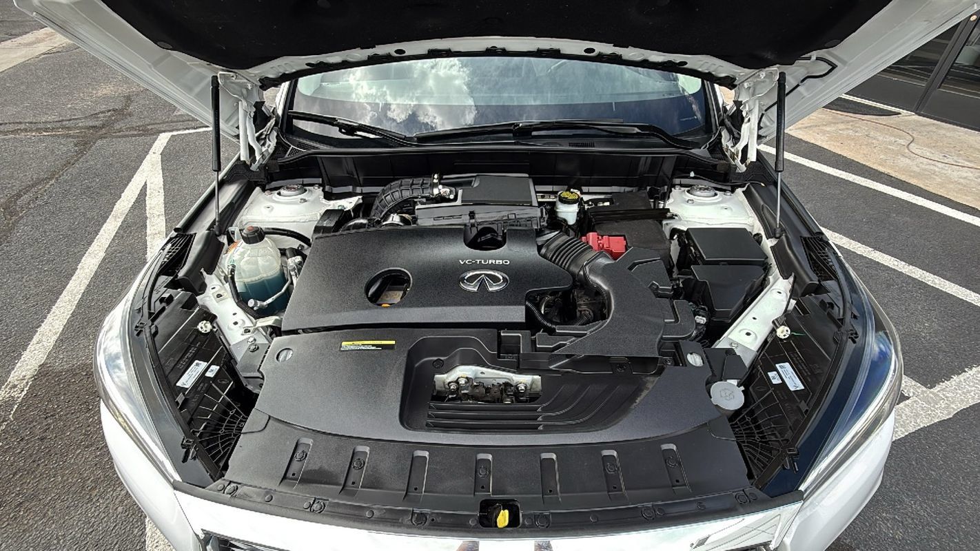 Used 2019 INFINITI QX50 Luxe w/ Navigation Package AWD/4WD image 29