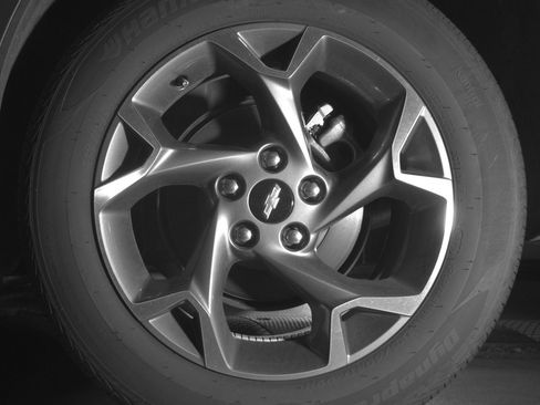 Used 2025 Chevrolet Trax LT FWD image 14