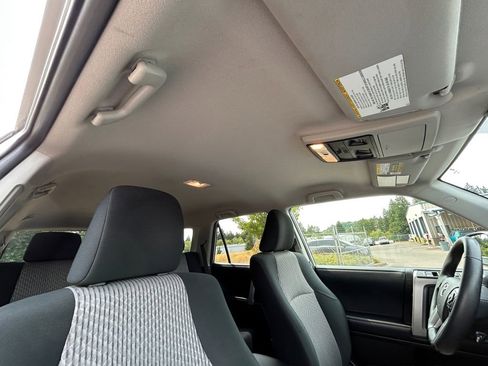 Used 2020 Toyota 4Runner SR5 image 28