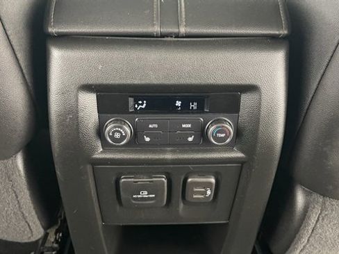 Used 2024 Chevrolet Traverse High Country image 45