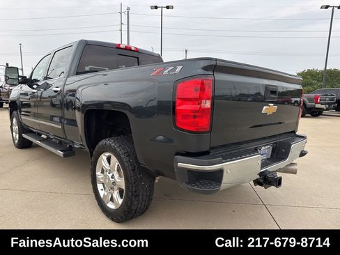 Used 2019 Chevrolet Silverado 2500 LTZ w/ Duramax Plus Package image 16
