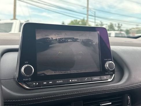 Used 2021 Nissan Rogue S FWD image 20