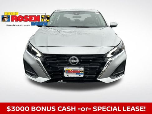 New 2025 Nissan Altima 2.5 SL image 8