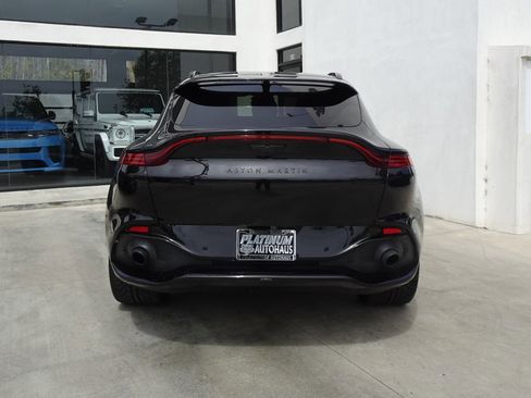 Used 2022 Aston Martin DBX AWD/4WD image 5