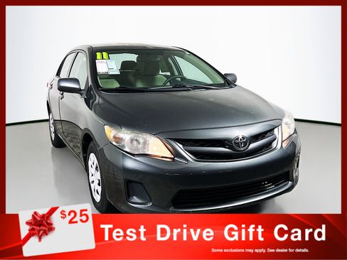 Used 2011 Toyota Corolla LE image 1