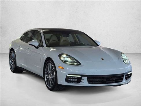 Used 2018 Porsche Panamera 4S AWD/4WD image 3