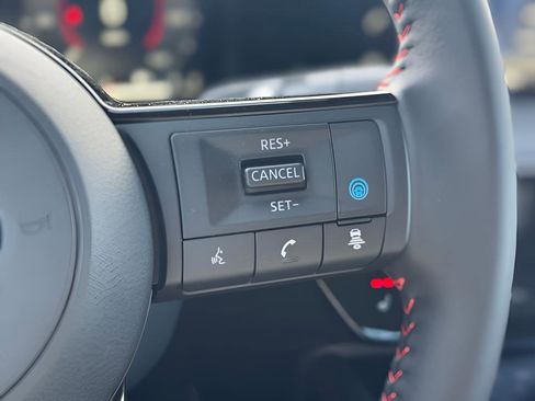 New 2026 Nissan Kicks SR w/ Cold Weather Package FWD image 24