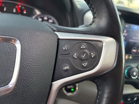 Used 2020 GMC Terrain SLE w/ Driver Convenience Package image 18