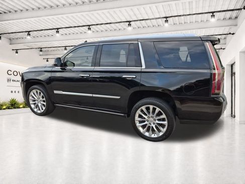Used 2020 Cadillac Escalade Premium Luxury RWD image 9