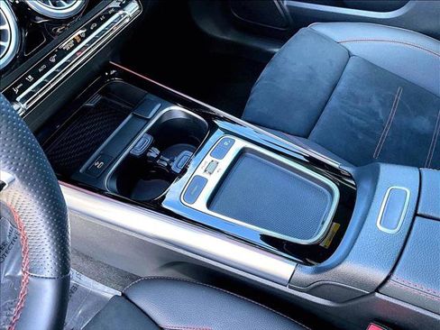 Used 2025 Mercedes-Benz GLA 250 GLA 250 image 15