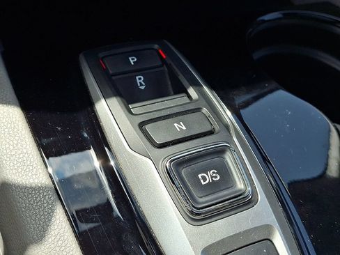 Used 2018 Honda Pilot Elite image 18