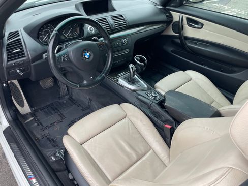 Used 2013 BMW 135i Convertible image 21