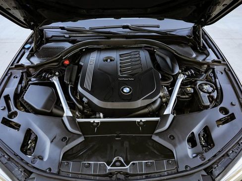 Used 2021 BMW 540i w/ Convenience Package RWD image 19