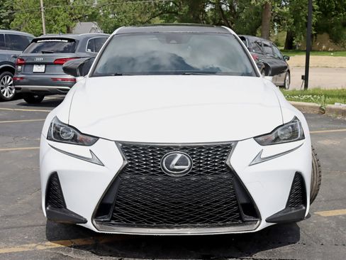 Used 2017 Lexus IS 300 F Sport w/ F Sport Package AWD/4WD image 10