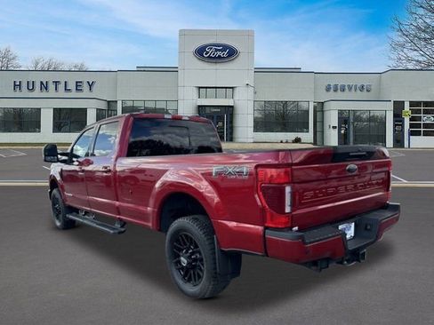 Used 2022 Ford F350 Lariat w/ Black Appearance Package AWD/4WD image 5