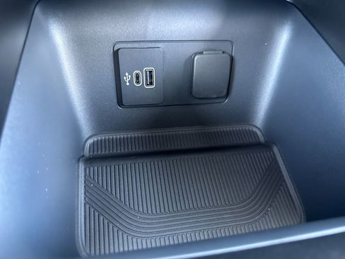 New 2026 Ford Explorer Active image 29