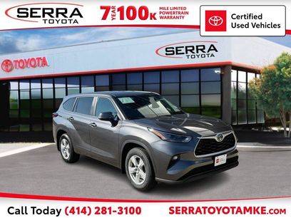 Used 2023 Toyota Highlander LE
