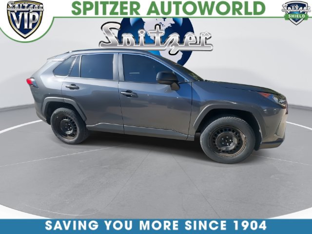 Used 2019 Toyota RAV4 LE AWD/4WD image 17