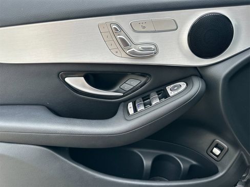 Certified 2022 Mercedes-Benz GLC 300 image 12