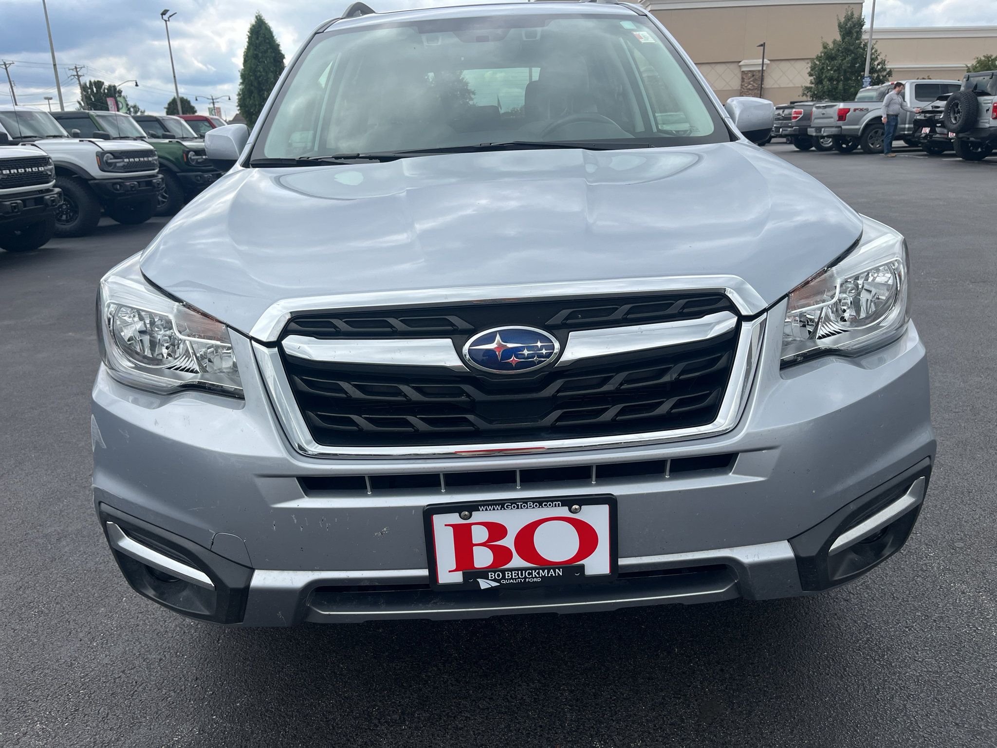 Used 2017 Subaru Forester 2.5i Premium AWD/4WD image 3