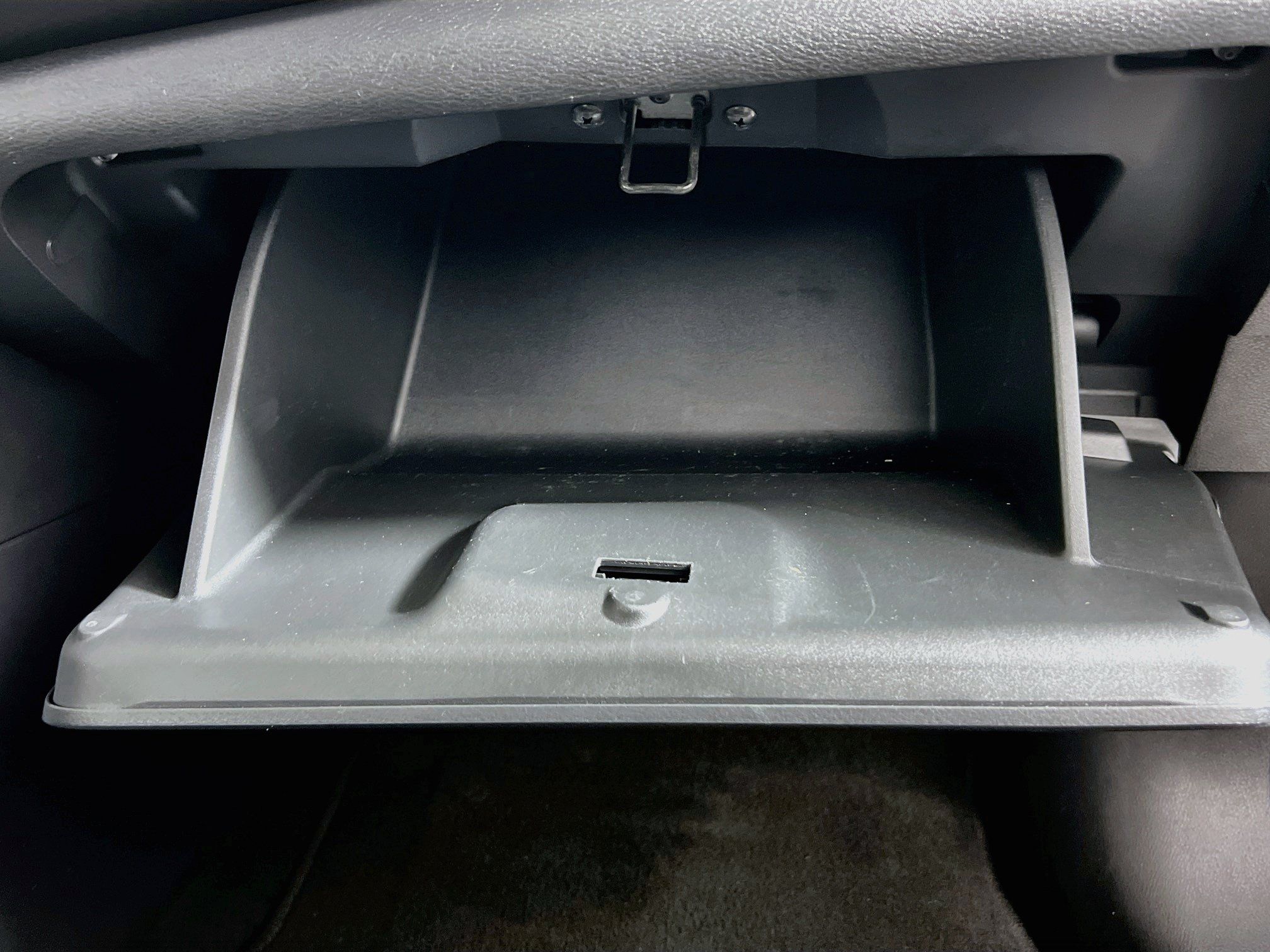 Used 2024 Nissan Kicks S FWD image 35