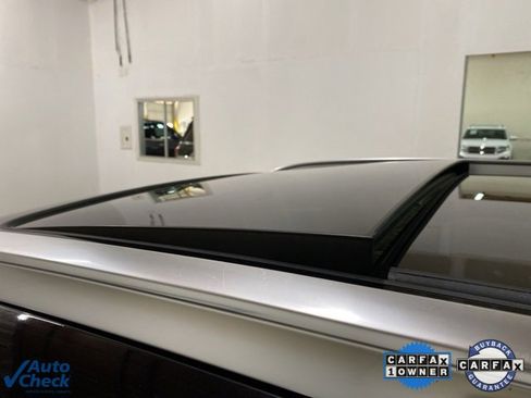 Used 2025 Volvo XC40 B5 Core image 18